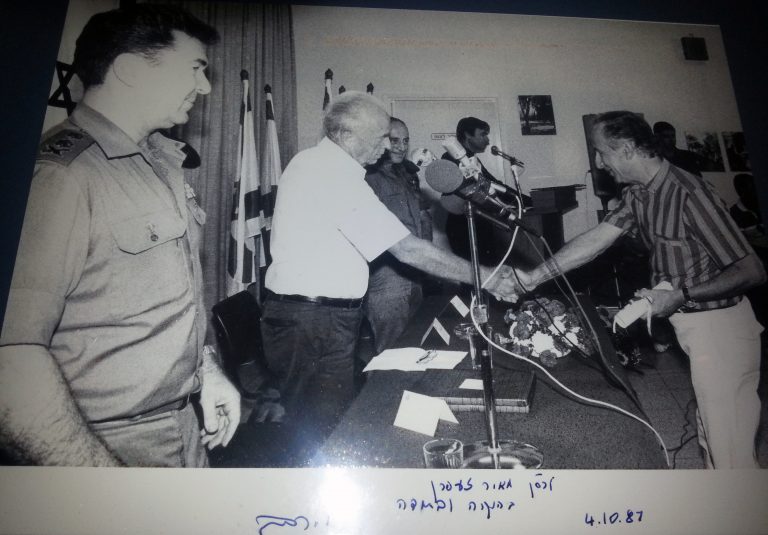 1987 מאיר זפרן, הרמטכ"ל דן שומרון ושר הביטחון יצחק רבין