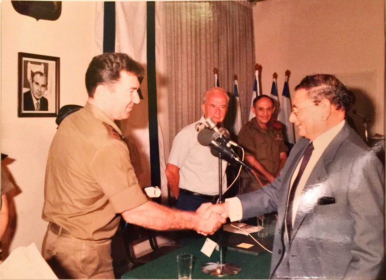 1987 מאיר מיוחס, הרמטכ"ל דן שומרון ושר הביטחון יצחק רבין